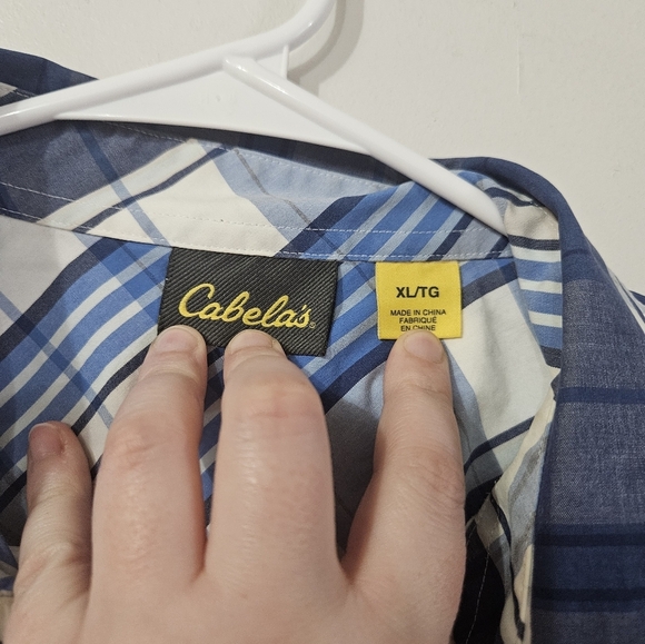 Cabelas Blue And White Plaid Button Down Polo Shirt! - Picture 3 of 7